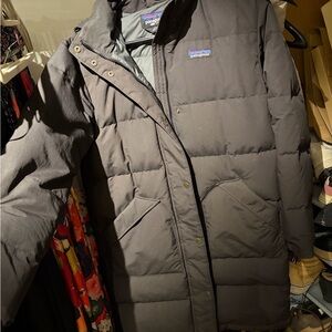 Patagonia Women’s Downdrift Parka